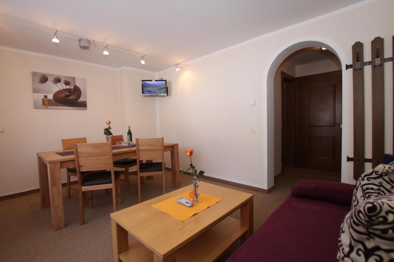 Apartamento Ausfernerhof Berwang Exterior foto