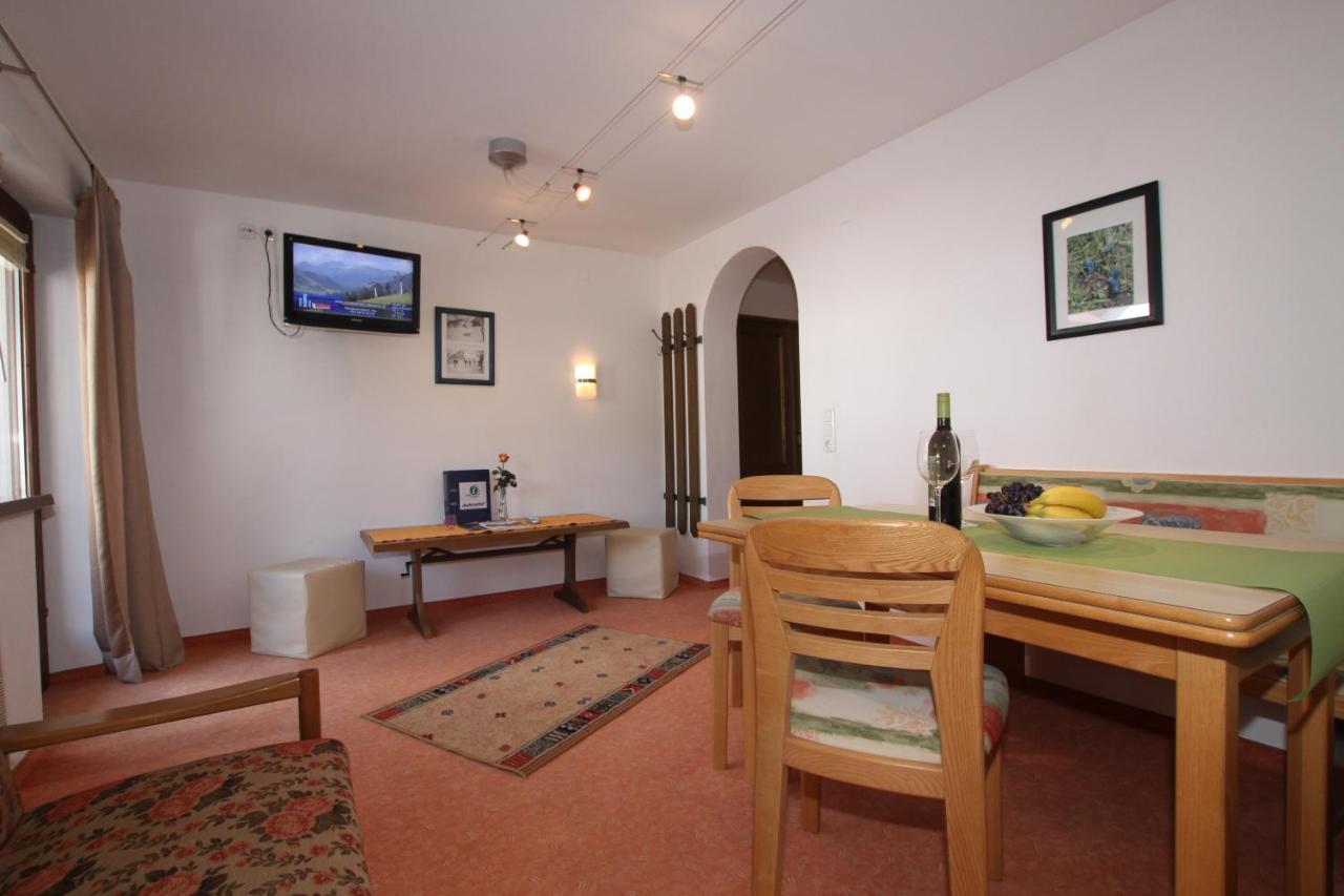 Apartamento Ausfernerhof Berwang Exterior foto